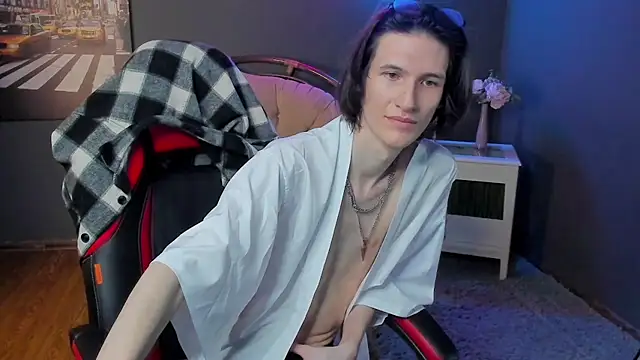 Klaude_Jam Adlı Modelin Canlı XXX Sohbeti