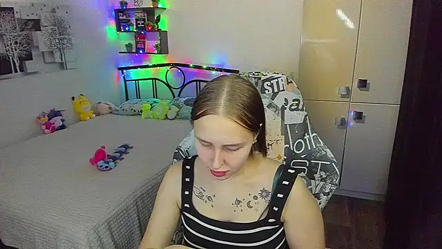 CrazyBitchInLace Live XXX Chat