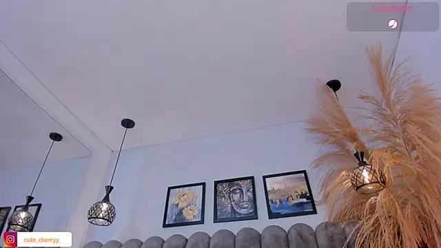 cute__cherry_'s Live XXX Chat
