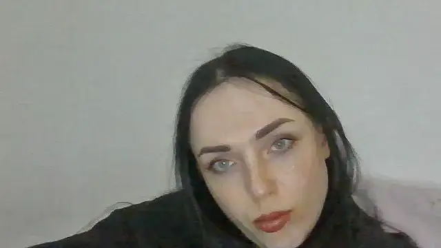 Trinsy_Love Chat XXX live