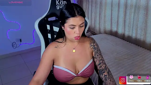 Victoryyy_ Live XXX-chat