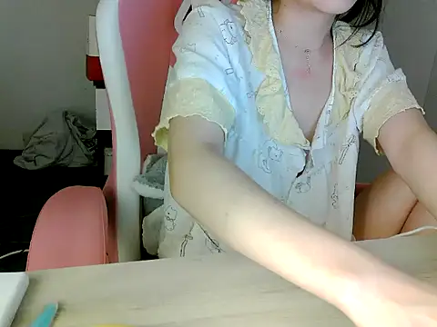 lucienguyen Pertunjukan Webcam
