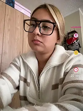 Chat XXX en directo de Miabonnett_