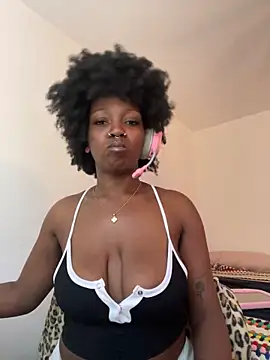 mochakaia's Webcam Show