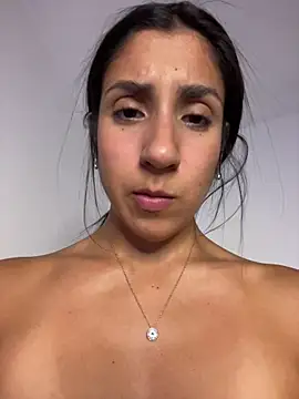 MaddyX__ 在線直播表演