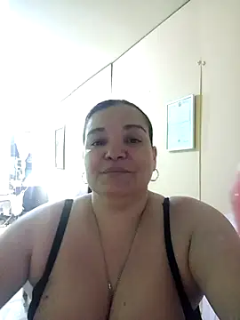 Zuleyka_69のライブXXXチャット