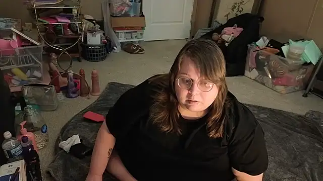 Chat +18 de ChubbiGhostiii ao vivo