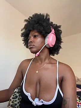 mochakaia's Live XXX Chat