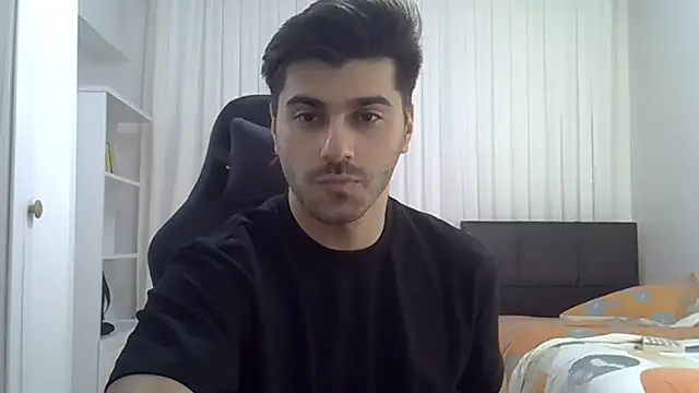 ciceroable Adlı Modelin Canlı XXX Sohbeti