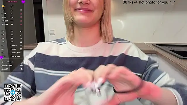 Carolini_i live XXX chat