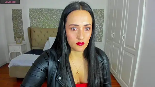 KimWessel_ live XXX chat