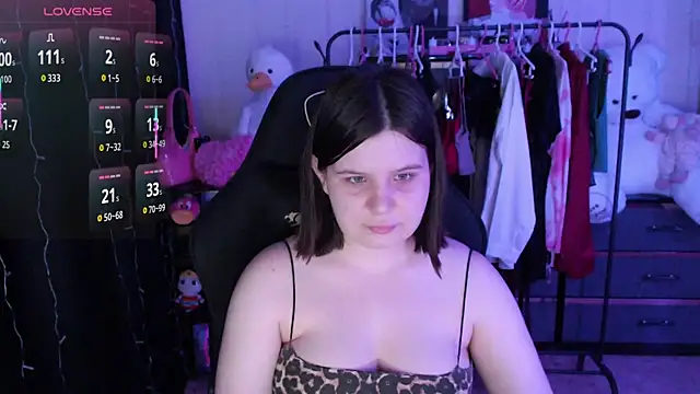 XXX chat uživo modela AmyVibess
