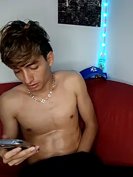 Andy_Keinn Live XXX chat