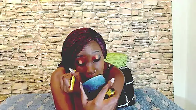 Chat +18 de EbonyOlive69 ao vivo