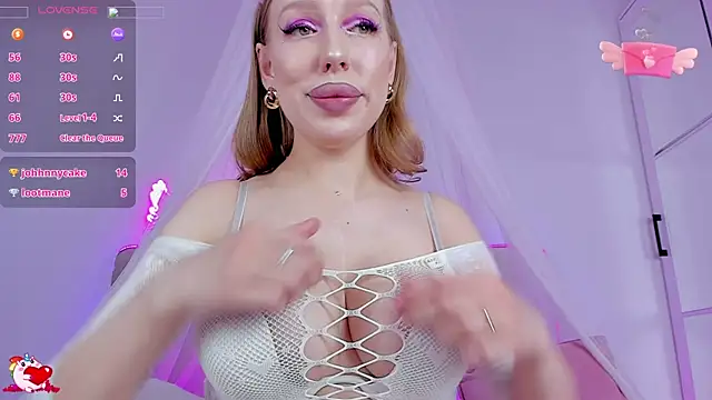 YourWildDestiny's Live XXX Chat