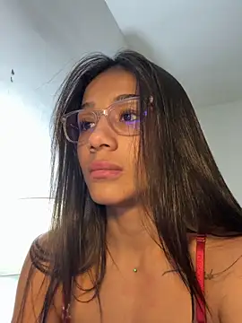 cata_777's Live XXX Chat