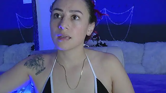 XXX chat uživo modela MeganBrown4