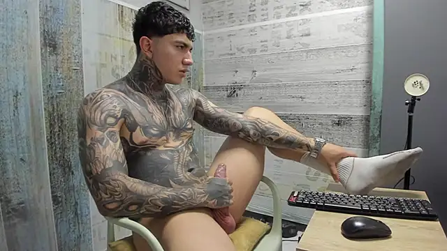 Gury_tattoo Adlı Modelin Web Kamerası Şovu