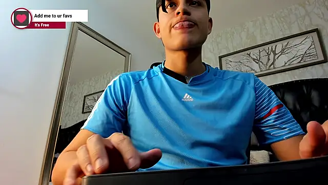 Lander_Cruz élő XXX-chatje