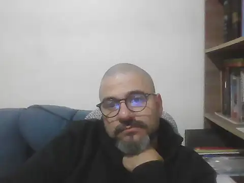 Show de K_K_Pervert_SMF na webcam