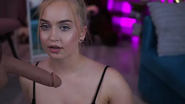 Chat XXX Live ElyssawetXX