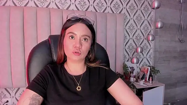 Chat XXX Live Sky_Junne