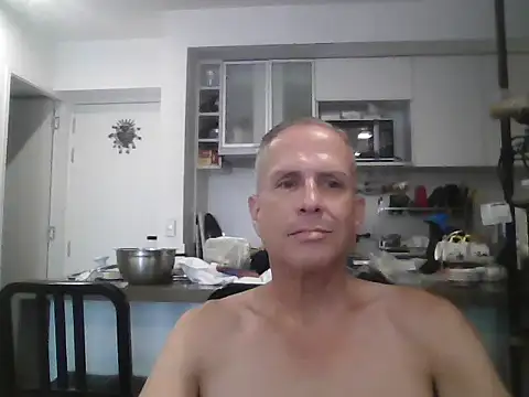 Diegoperrote682661's Webcam Show