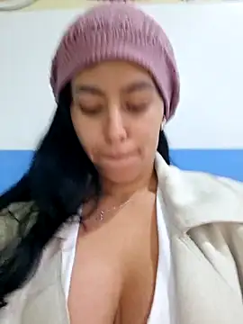 Luianna élő XXX-chatje