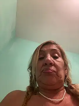 Chat +18 de camelia3 ao vivo