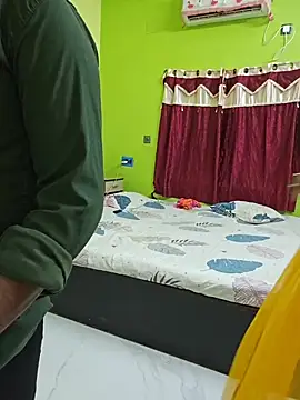 دردشة logi_-cam الجنسية المباشرة
