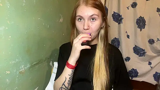 Lollybomb's Live XXX Chat