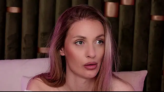 Онлайн чат XXX AmeliaAngel