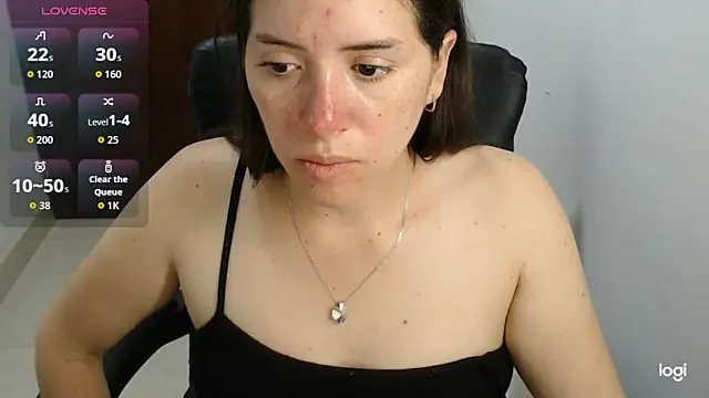 spicey_latina's Live XXX Chat