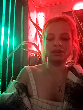 Cataleya_16 Live XXX Chat