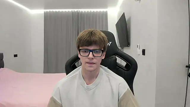 Онлайн чат XXX bonekoambalabu