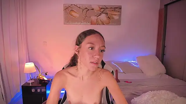ChloeMoreti Live XXX-Chat