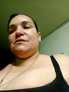 Zuleyka_69 Show in webcam