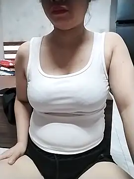 Girl_lovebaby 在線直播表演
