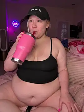 Chat XXX en directo de PiggyRose