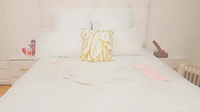 GiantBootyMilf's Webcam Show