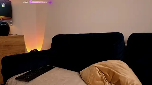 BellaBlush03 Adlı Modelin Canlı XXX Sohbeti