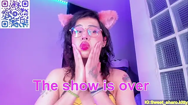 Chat XXX en directo de Sweet-SharoKitty