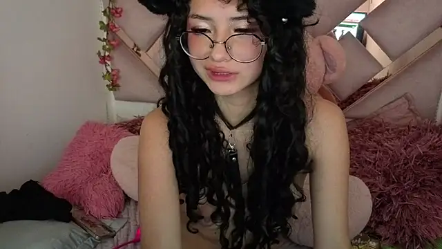 ShySheep_ – Live XXX-chat