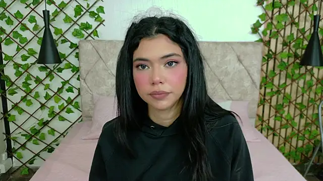 Nathy_Pelaez Adlı Modelin Canlı XXX Sohbeti