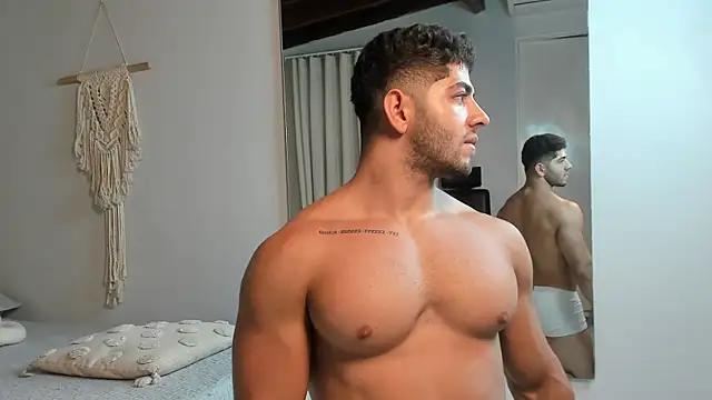 Thiago_morettiのライブXXXチャット