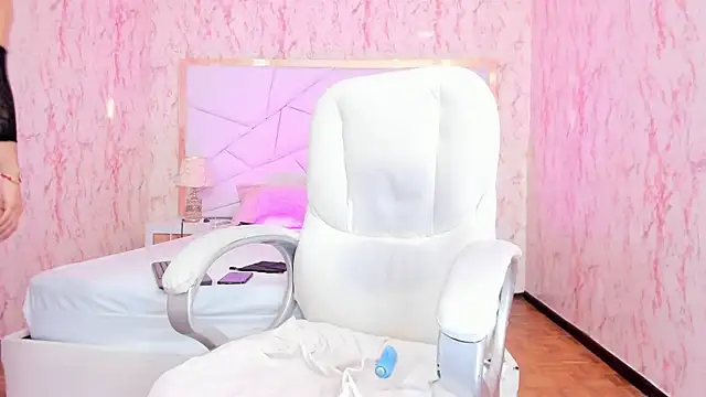 Emily_Whinfre's Live XXX Chat
