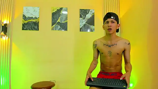 Marcus_and_Tony Webcam show