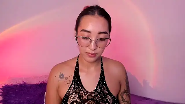 Chat XXX ao vivo de HeidyRousse