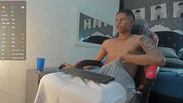 Онлайн чат XXX _erick_j