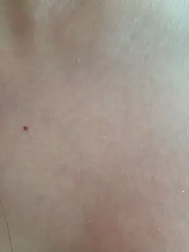 GUGU11211 Adlı Modelin Canlı XXX Sohbeti